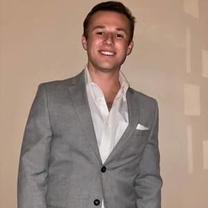 Meet your Posher, Luciano